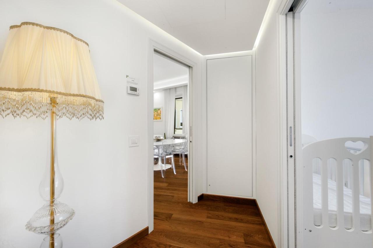 Sorrentovibes - Luxury Home Sea View & Jacuzzi In Sorrento Centre Exterior foto